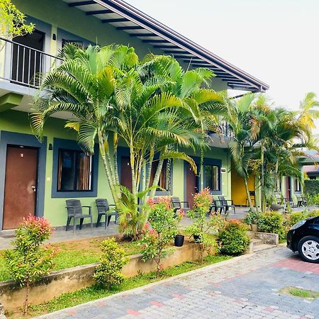 The Paramount Lodge Polonnaruwa Exterior photo
