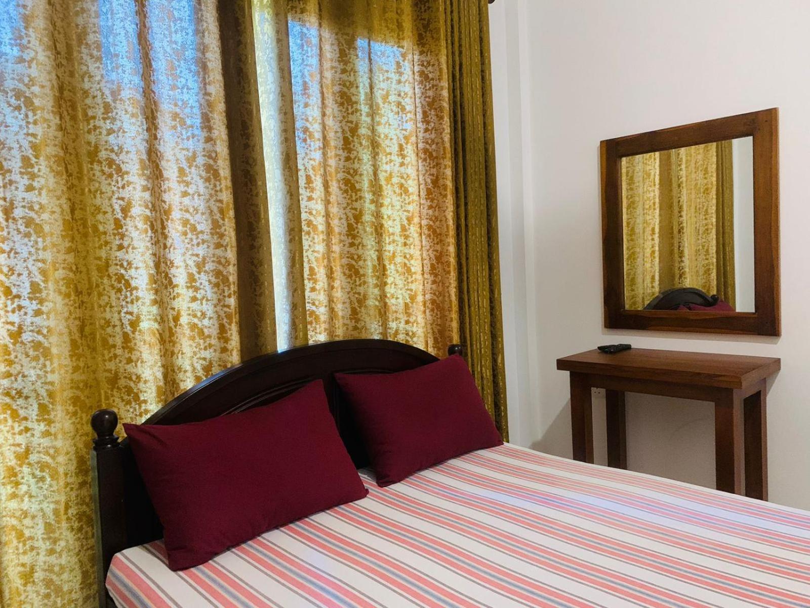 The Paramount Lodge Polonnaruwa Exterior photo