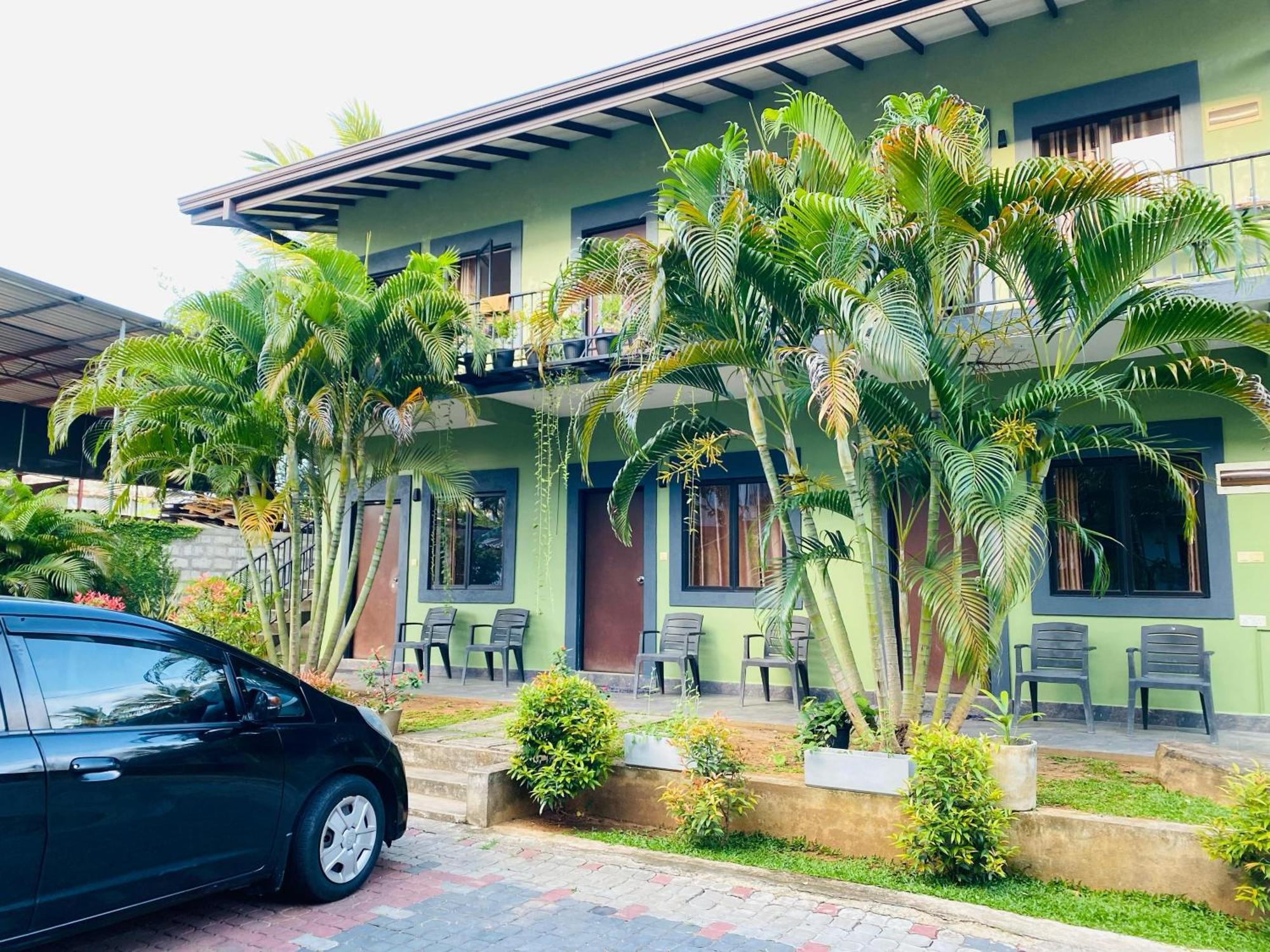 The Paramount Lodge Polonnaruwa Exterior photo