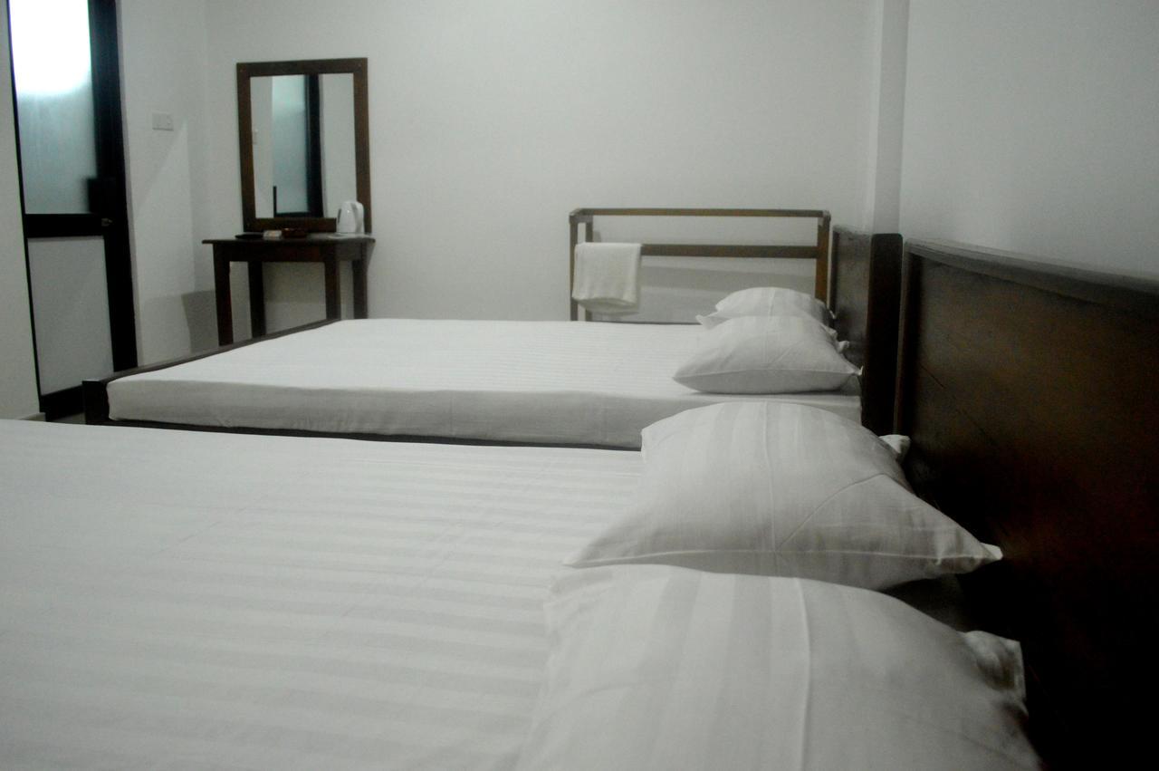 The Paramount Lodge Polonnaruwa Exterior photo